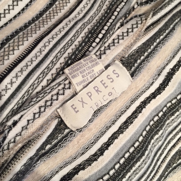 Express Top - Picture 5 of 6